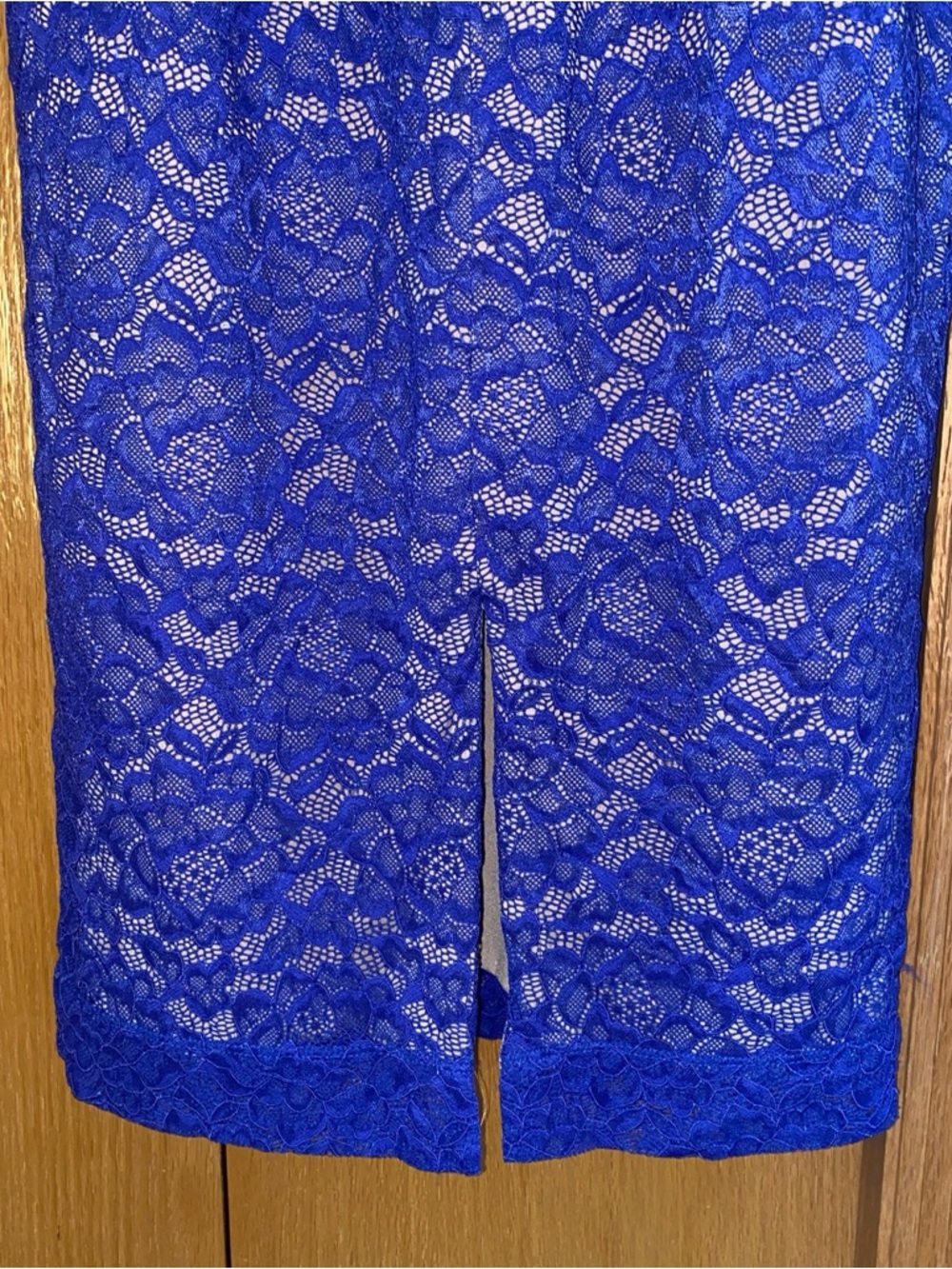 Dress the Population Alisha Body-Con Midi Dress M Blue Lace Beige Blouson Lined - Picture 6 of 10